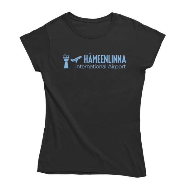Hei me lennetään Hämeenlinnaan! Musta Hämeenlinna-aiheinen naisten T-paita, pehmeä ja laadukas puuvilla. Huumoripaita jossa yhdistyy vastuullisuus ja kestävä kehitys.