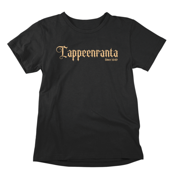 Vaka wanha Lappeenranta. Musta Lappeenranta-aiheinen miesten T-paita painatuksella, teemana asenne ja huumori. Pehmeä kampapuuvilla tuo mukavuutta arkeen. Sopii myös naisille, eli ns. Unisex paita.