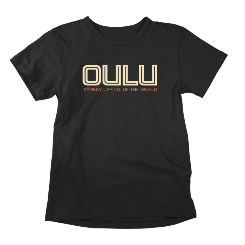Känkkyelämää Oulussa. Musta Oulu-aiheinen miesten Oulu T-paita painatuksella, teemana asenne ja huumori. Pehmeä kampapuuvilla tuo mukavuutta arkeen. Sopii myös naisille, eli ns. Unisex Oulu paita.