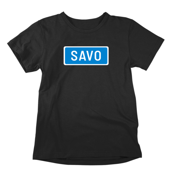 Kaikki tiet vievät Savoon. Musta Savo-aiheinen miesten Savo T-paita painatuksella, teemana asenne ja huumori. Pehmeä kampapuuvilla tuo mukavuutta arkeen. Sopii myös naisille, eli ns. Unisex Savo paita.
