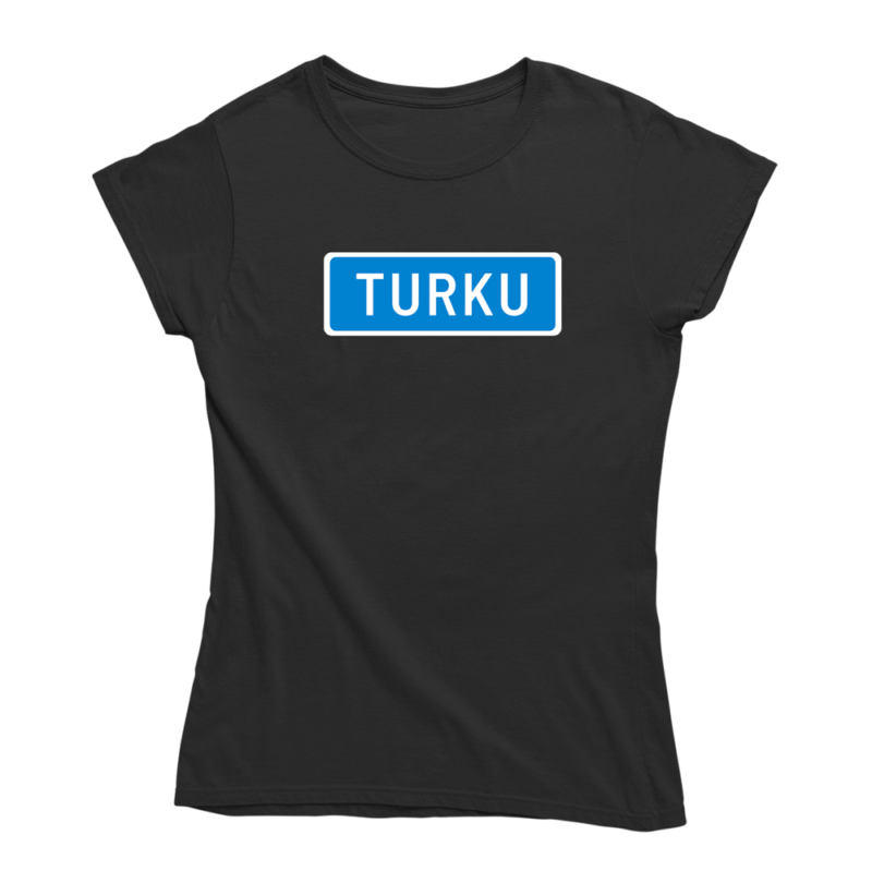 Kaikki tiet vievät Turkuun. Musta Turku-aiheinen naisten Turku T-paita, pehmeä ja laadukas puuvilla. Turku paita jossa yhdistyy vastuullisuus ja kestävä kehitys.