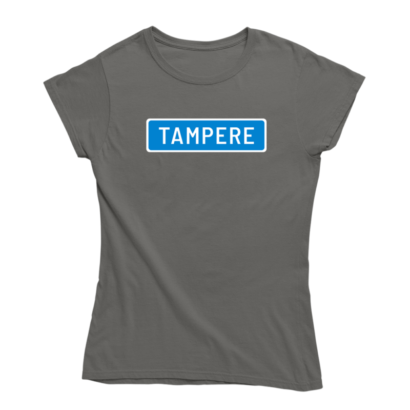 Saunazilla-verkkokaupan harmaa naisten Tampere T-paita, suomalainen kaupunki-aiheinen painatus. Tuotteilla ilmainen ja nopea toimitus koko Suomeen. Pehmeä ja ympäristöystävällinen puuvilla, kestävä kehtiys ja luontoa säästävä tuotanto, Better Cotton.