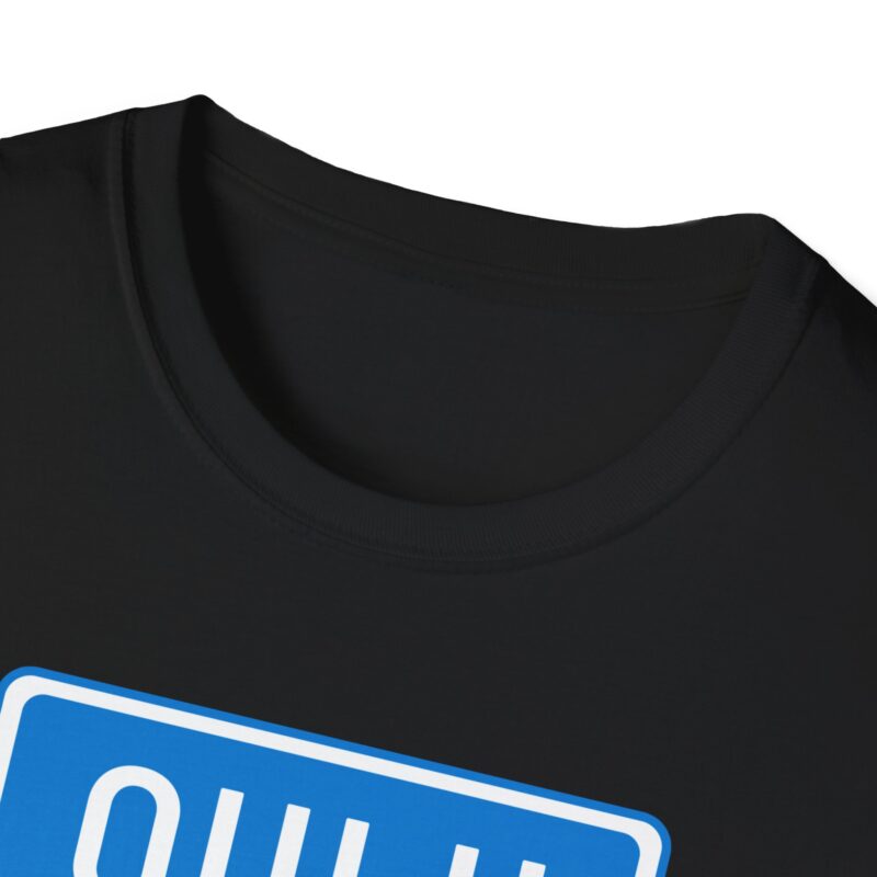 Oulu Road Sign T-shirt - Image 3