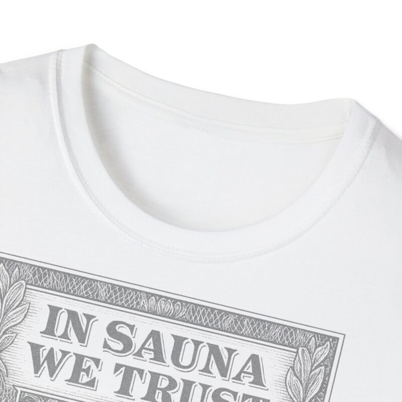 In sauna we trust T-paita - Image 8